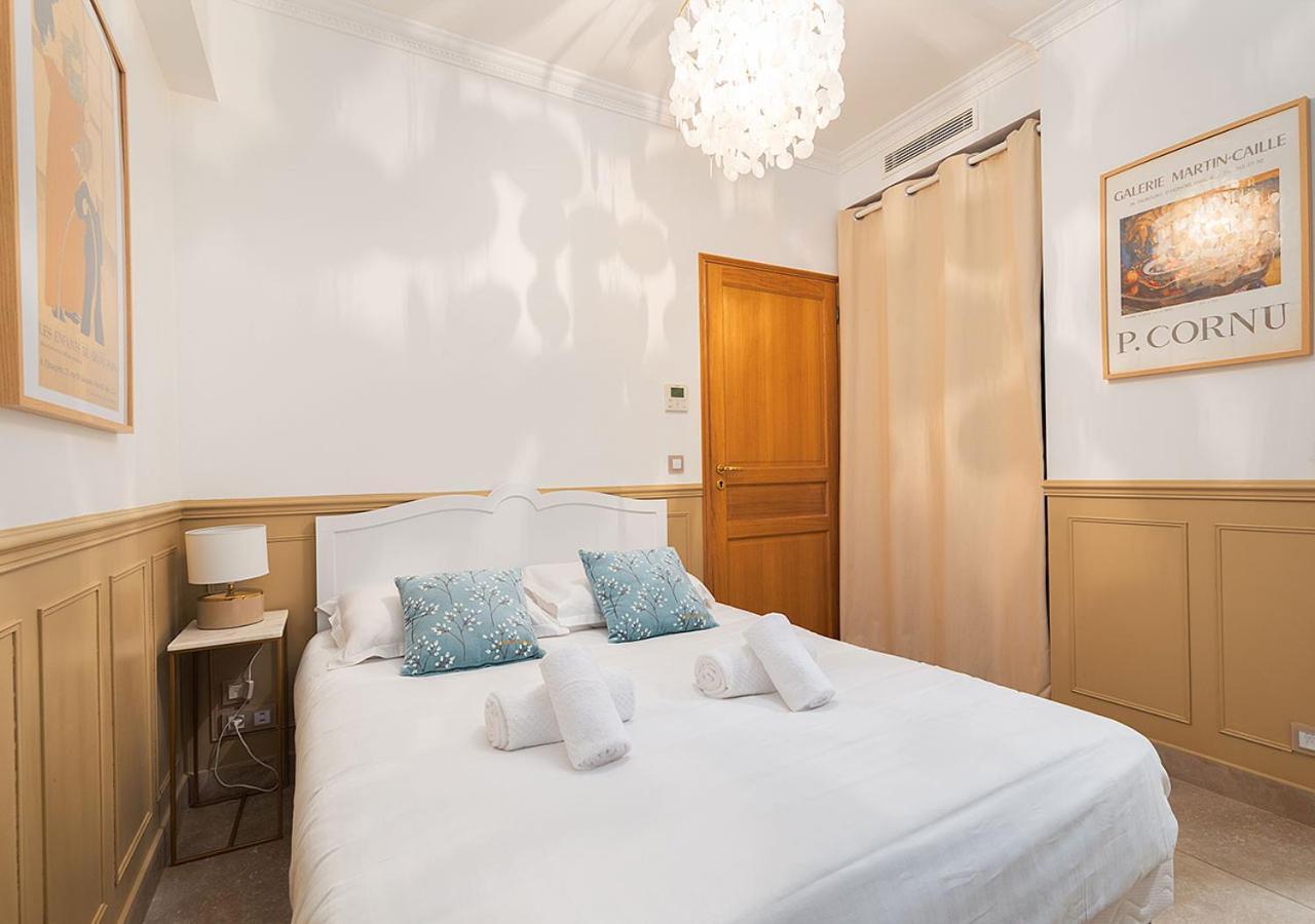 Holiday home Le Pavillon Ponthieu - Champs-elysees *